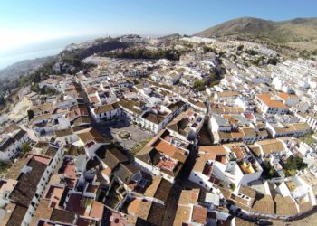 La niña de Benalmádena cumple 50 años