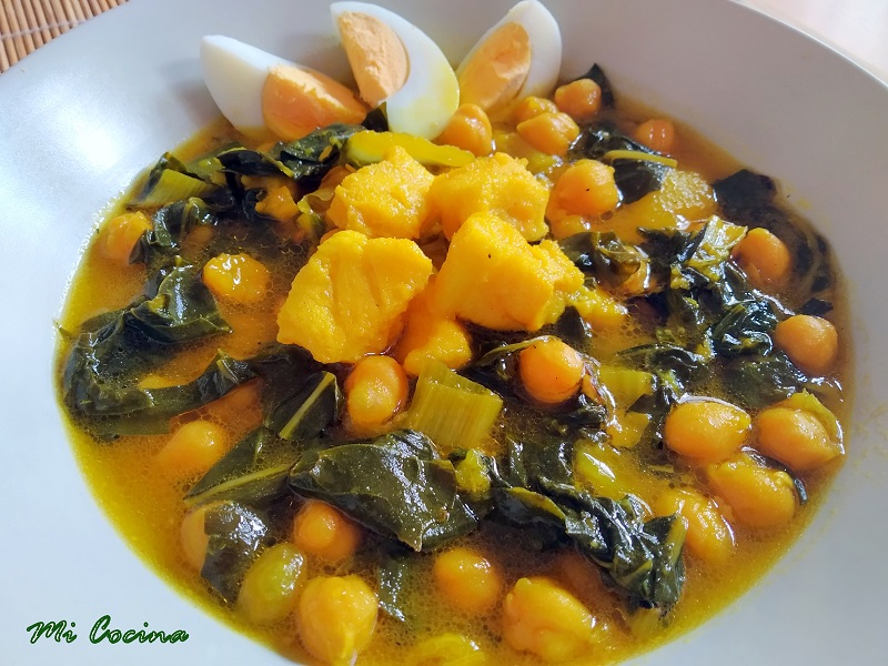 Potaje de acelgas y garbanzos con bacalao