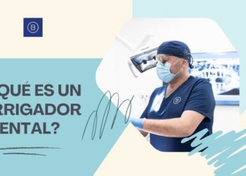 Irrigador dental